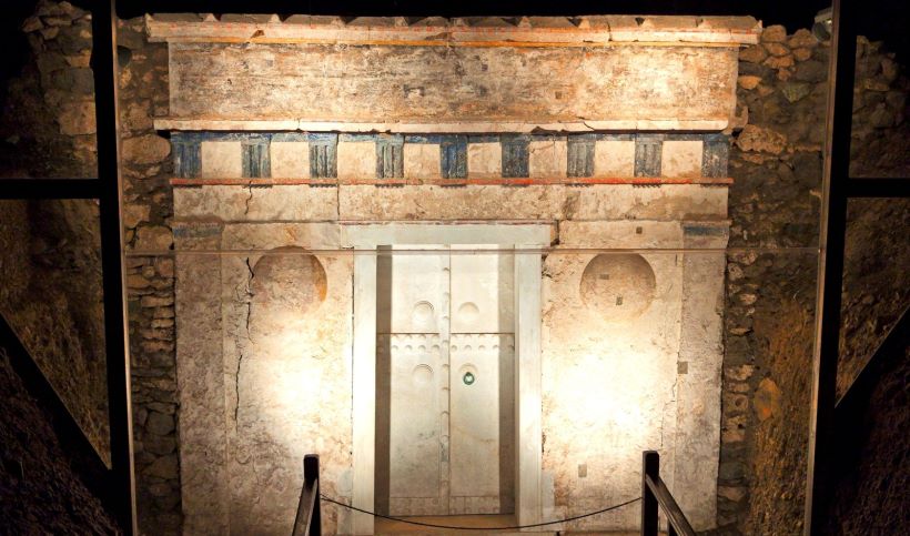 macedonian-tomb-of-king-philip-the-second-in-vergina